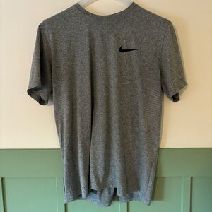 Nike T-Shirt Men’s Large Grey Dri-fit Short Sleeve Crewneck Gym